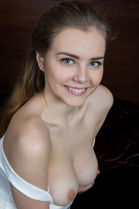 Anna Goncharenko ekskluzywny model archiwum